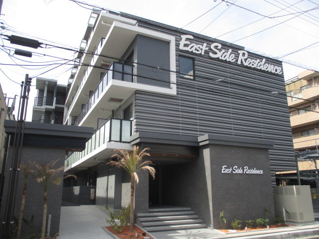 建物外観　南東向き