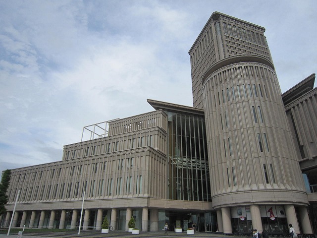 ショッピングセンター　霞城セントラル（ショッピングセンター）まで485m