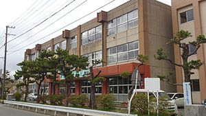 小学校　秋田市立外旭川小学校（小学校）まで516m