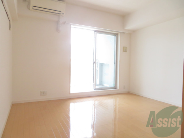 居室・リビング　家具の置き場所を考えるのも楽しいですよね。