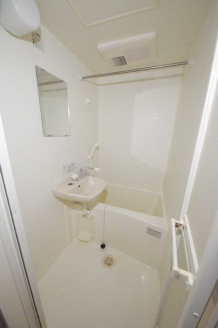 バス・シャワールーム　★お問合せはタウンハウジングへ★