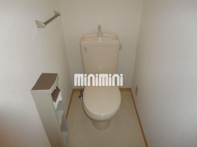 トイレ　清潔感のあるトイレです