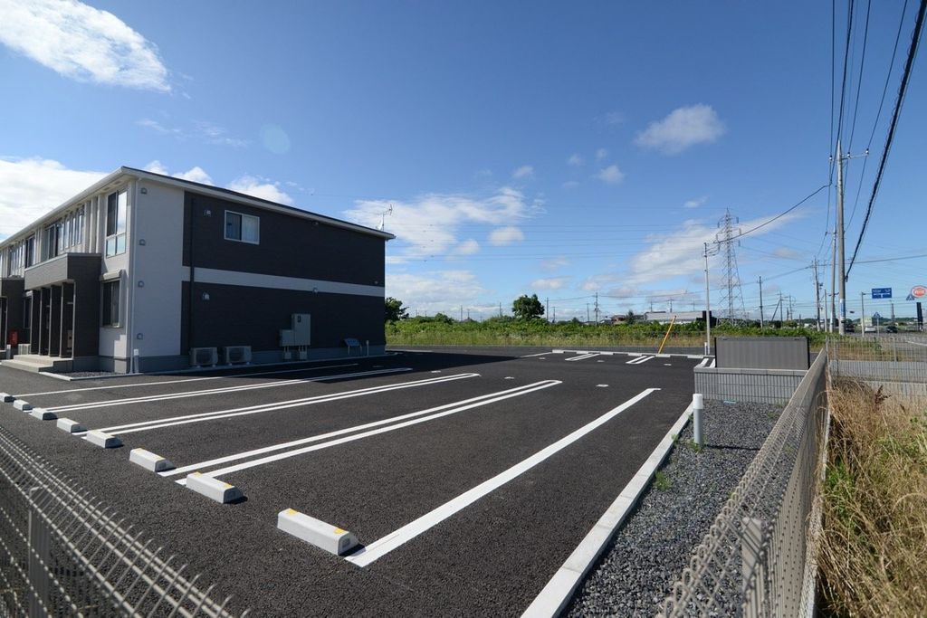 駐車場　駐車場