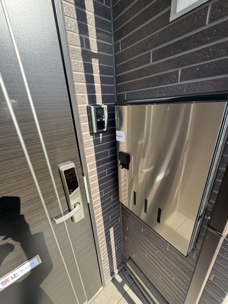 セキュリティ　エントランス