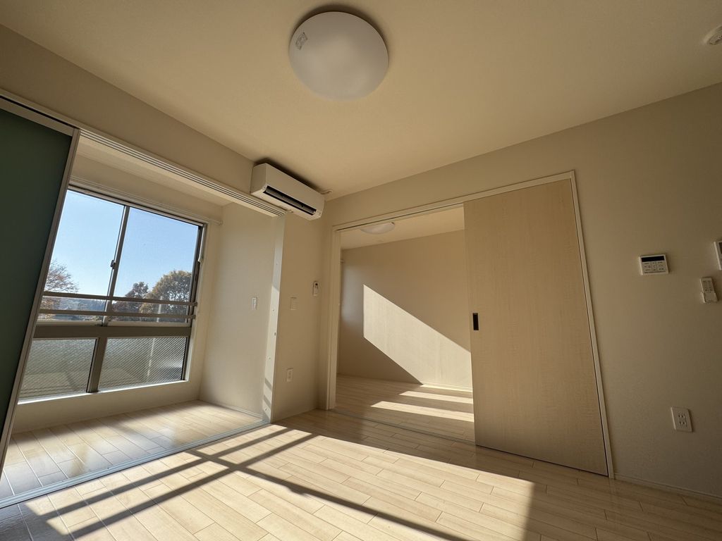 居室・リビング　居室