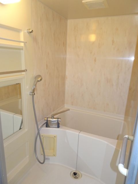 バス・シャワールーム