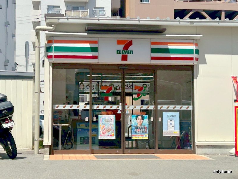 コンビニ　セブン-イレブン 大阪桜川２丁目店（コンビニ）まで166m