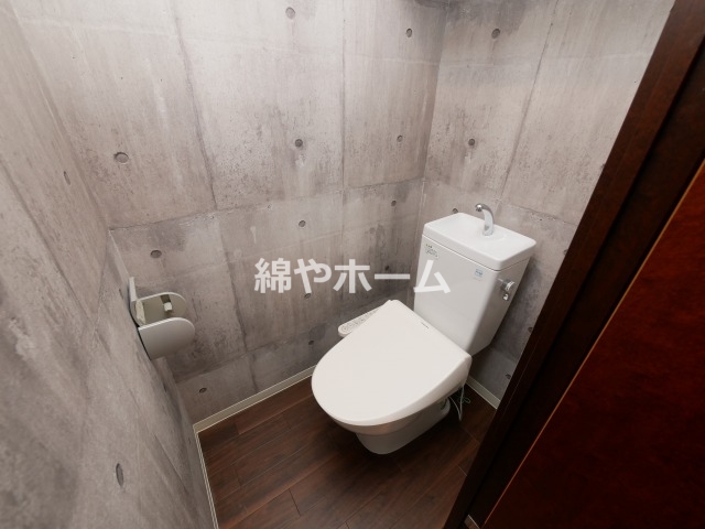 トイレ　コンパクトで使いやすいトイレです