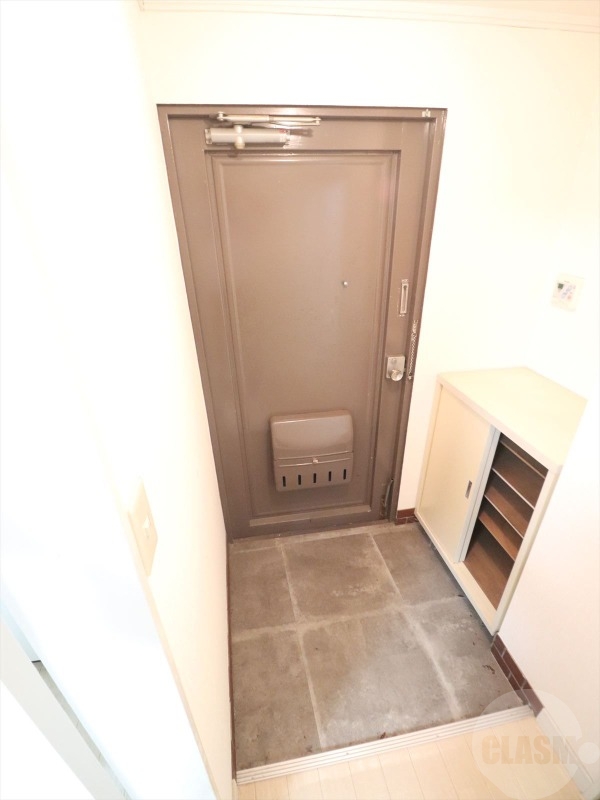 玄関　シューズボックス付きの玄関