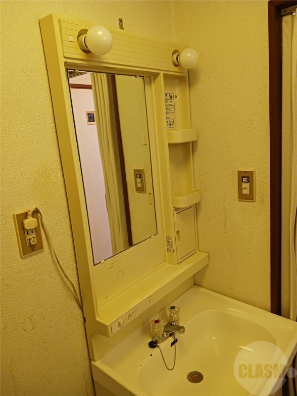 洗面設備　脱衣洗面所