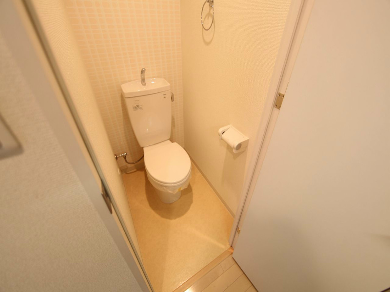 トイレ　洋式トイレ（温水洗浄便座設置可）