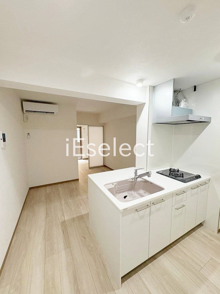 居室・リビング　明るくキレイなリビングルーム♪