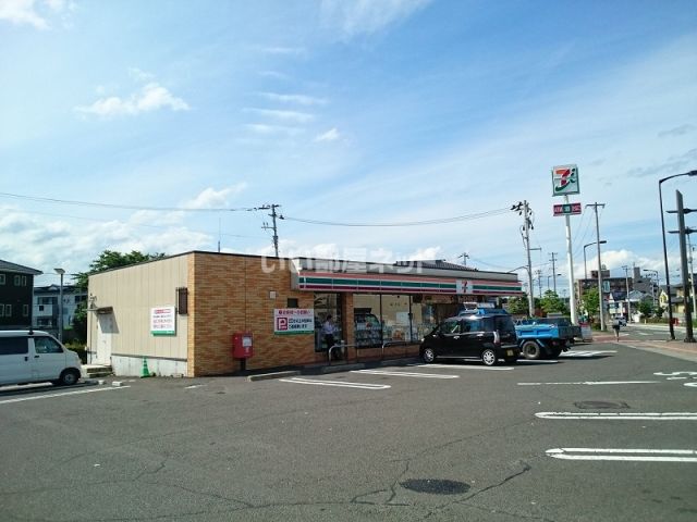 コンビニ　セブンイレブン 仙台愛子駅前店（コンビニ）まで446m