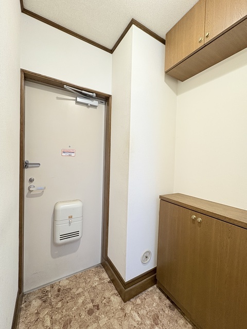 玄関　シューズボックス付きで玄関もスッキリ！