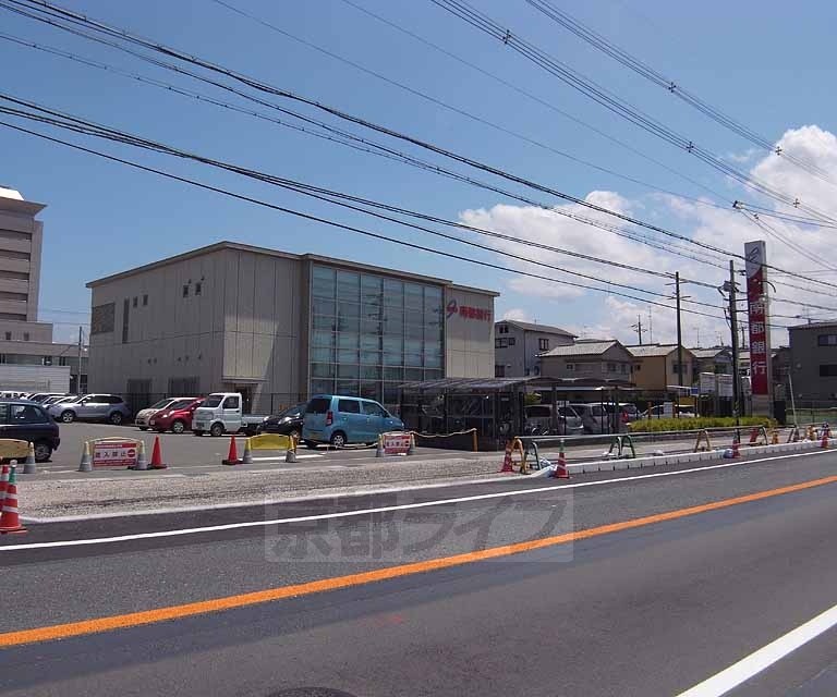 銀行　南都銀行　木津支店（銀行）まで253m