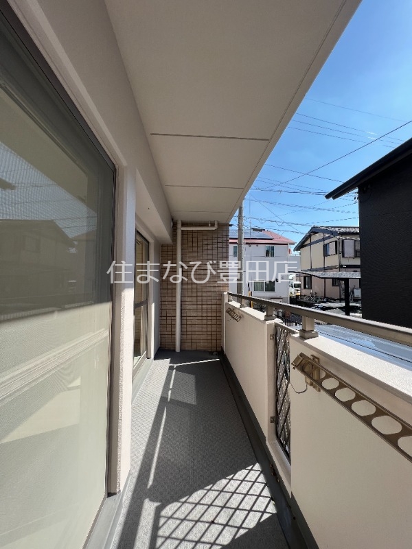 バルコニー　同型別部屋写真