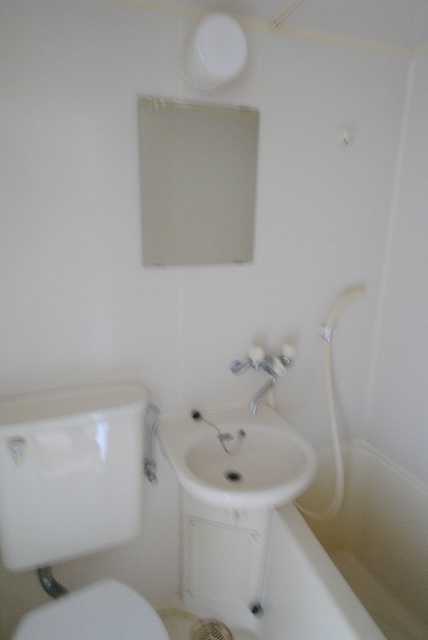 洗面設備　写真は１０７号室