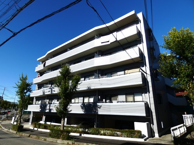 建物外観　ファミールハイツ