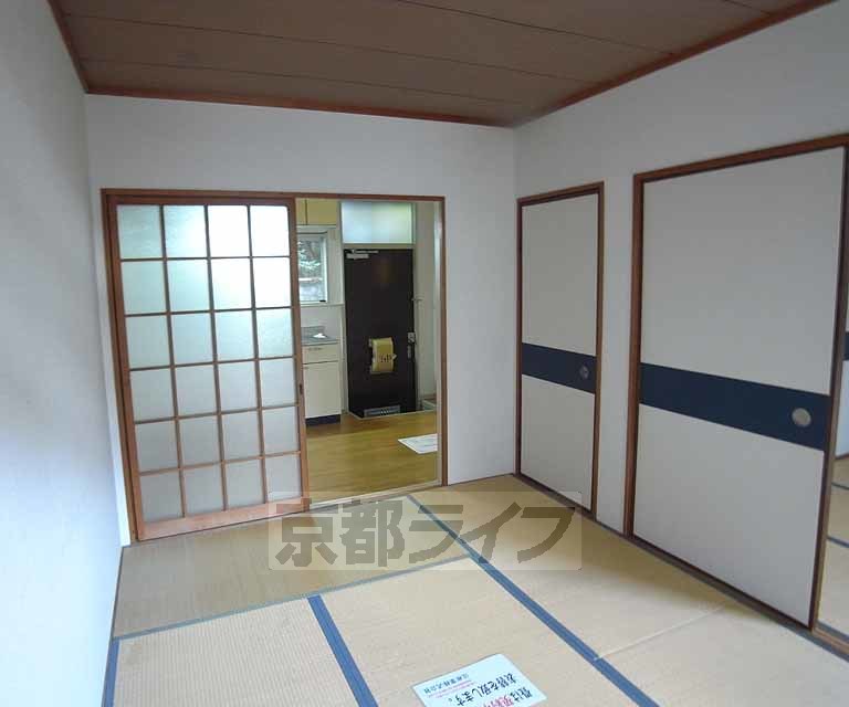 居室・リビング　お部屋です