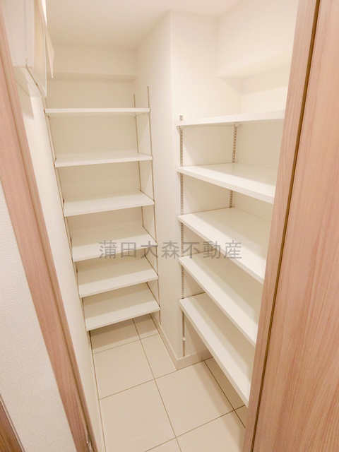 その他設備　大きな玄関収納　シューズインクローゼット！