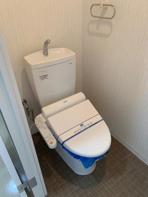 トイレ　清潔感のあるトイレです