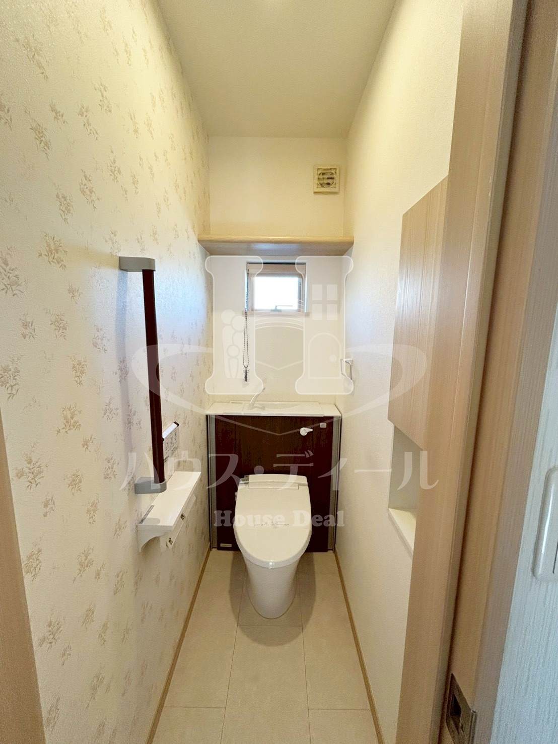 トイレ　清潔感のあるトイレです