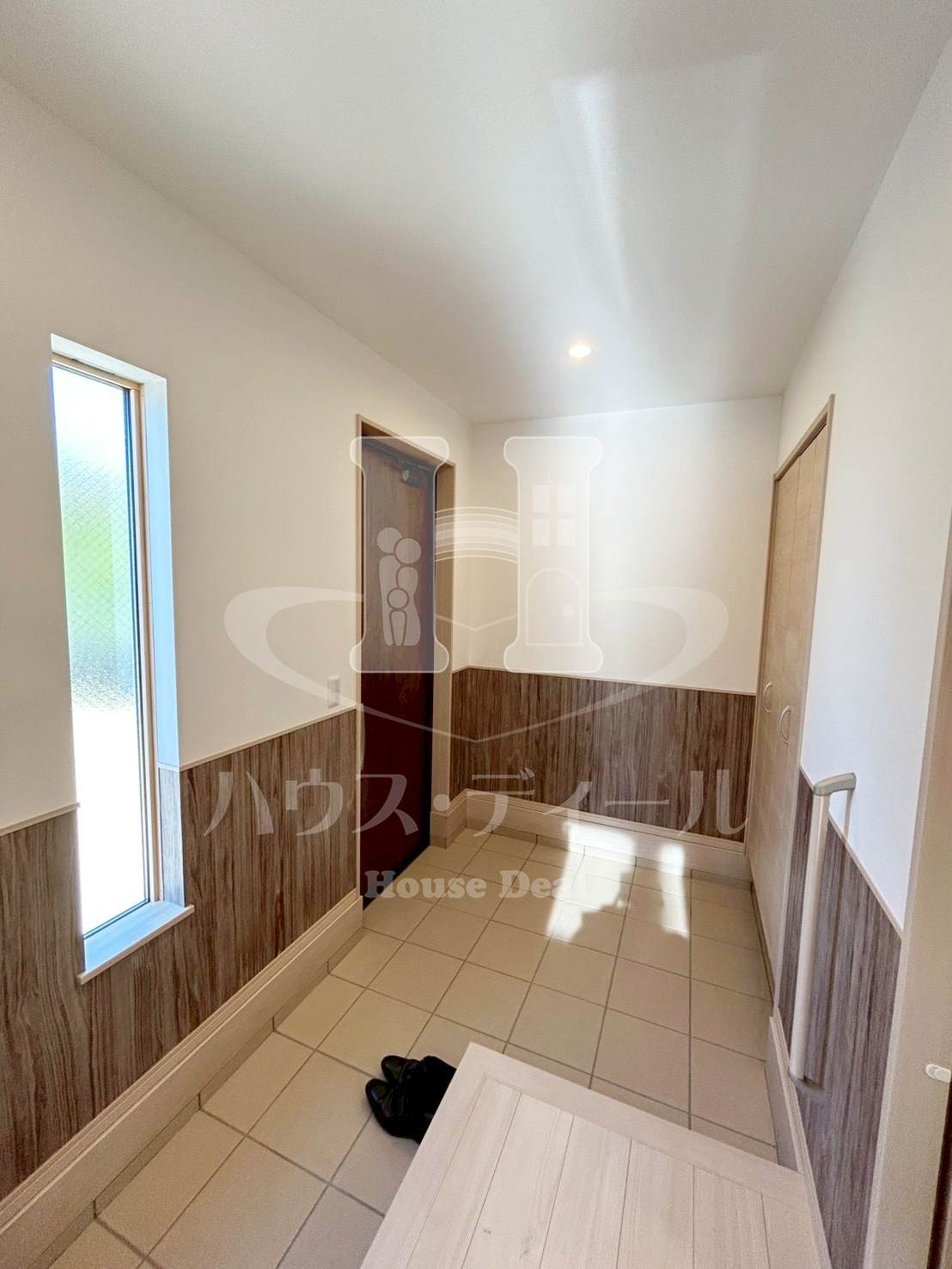 玄関　ゆったりとした玄関です