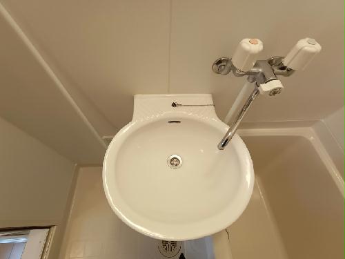 洗面設備　洗面スペースです。