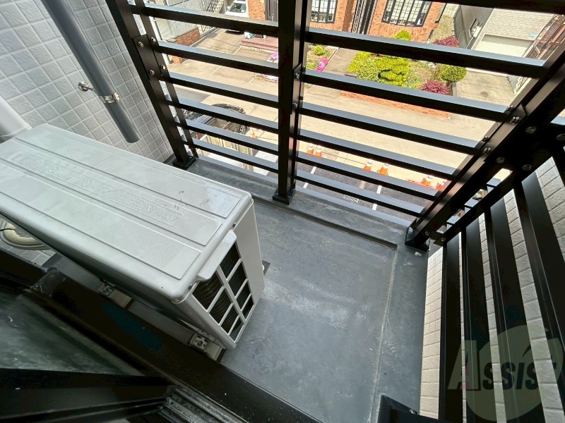 バルコニー　バルコニーが付いていますので一息ついてみてはいかがですか。