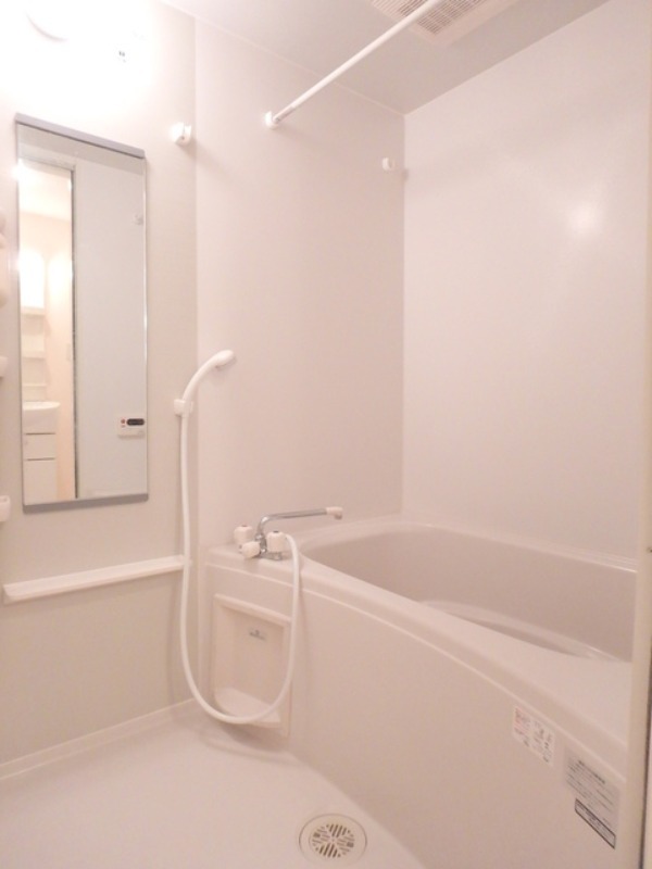 バス・シャワールーム　図面と現状に相違がある場合には現状を優先