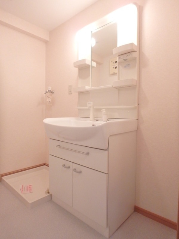 洗面設備　図面と現状に相違がある場合には現状を優先