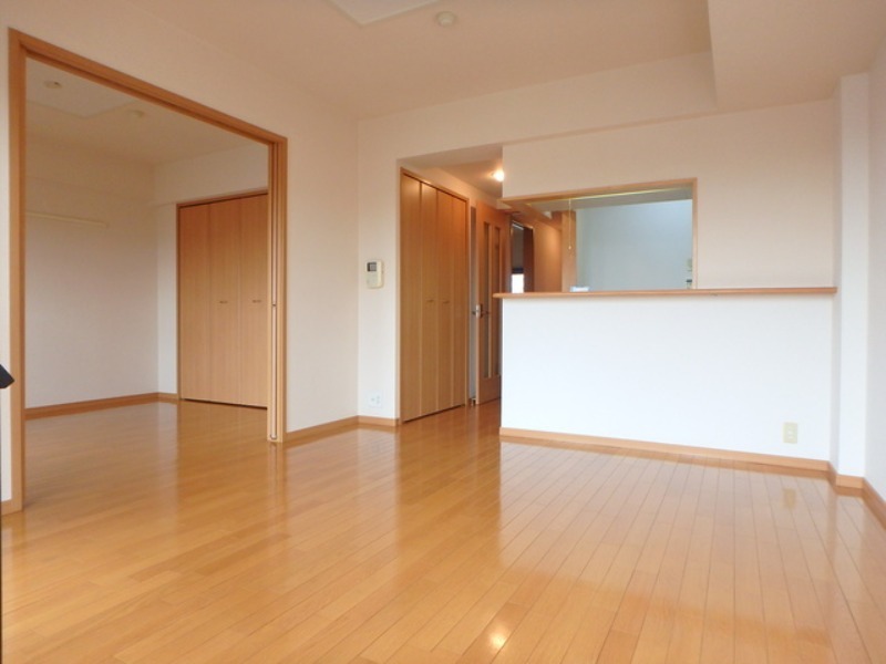 居室・リビング　図面と現状に相違がある場合には現状を優先