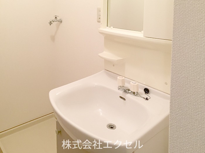 洗面設備　独立洗面台です。
