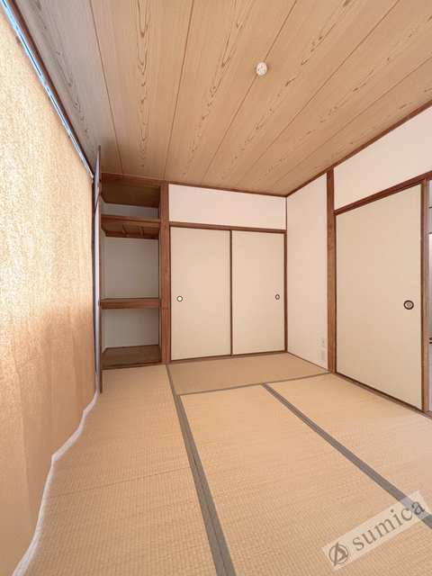 居室・リビング　日当たりのいいお部屋です♪