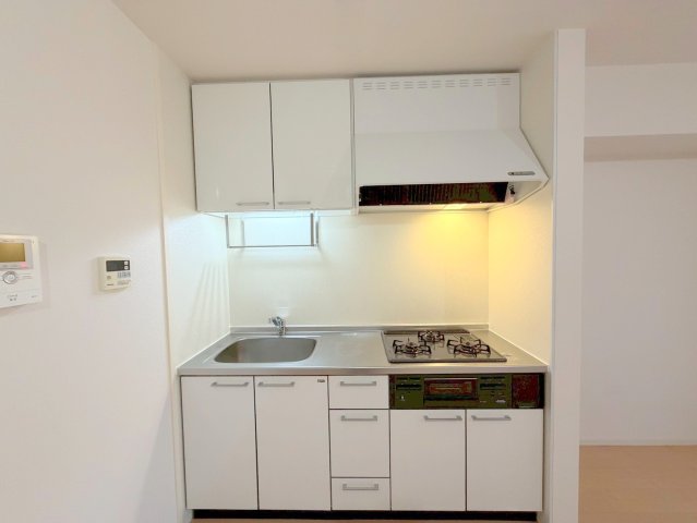 キッチン　★グリル付ガス３口システムキッチン★