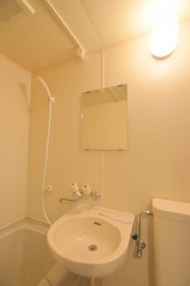 洗面設備　※別部屋の写真です