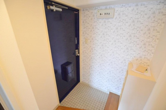 玄関　※別部屋の写真です