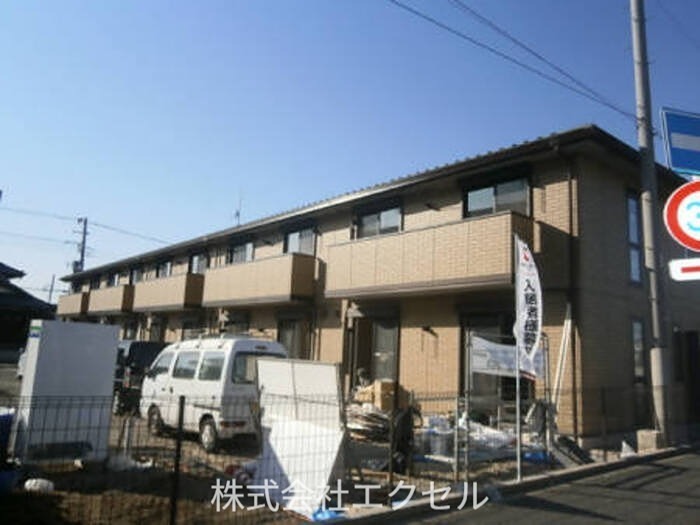 建物外観　百草園駅徒歩10分の閑静な住宅街です。