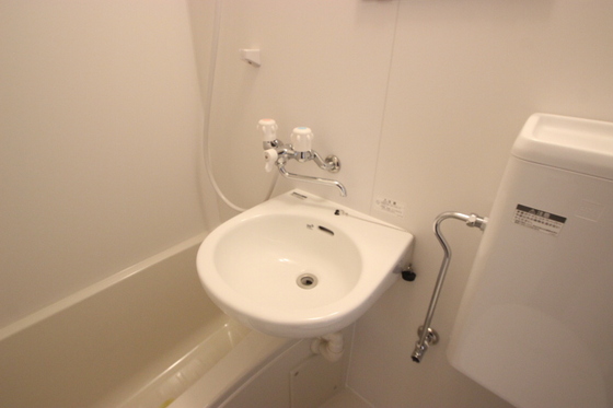 洗面設備　※別部屋の写真です