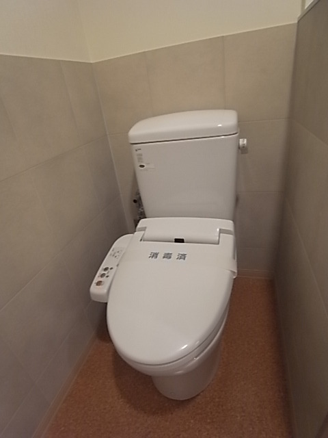 トイレ　ウォシュレット付トイレ