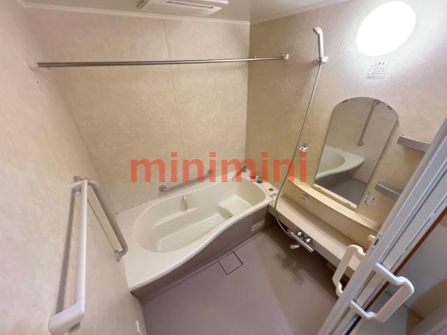 バス・シャワールーム　バス