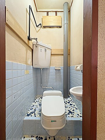 トイレ　同間取り別部屋画像です