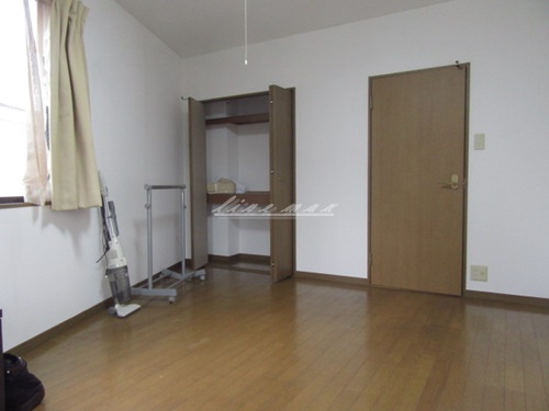 その他部屋・スペース　ベッド、ベッドマットが設備で入ります