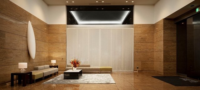 ロビー　ラウンジ