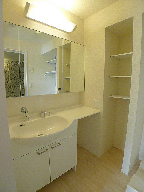 洗面設備　※写真は同間取りタイプになります。