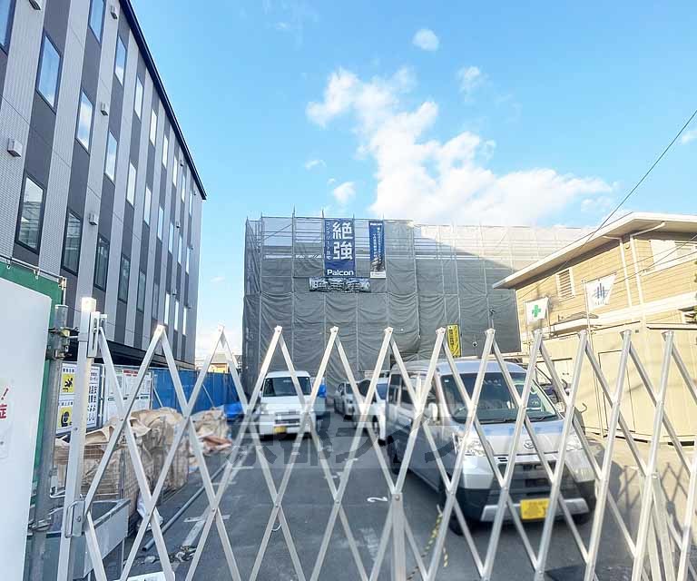 その他　・建築中