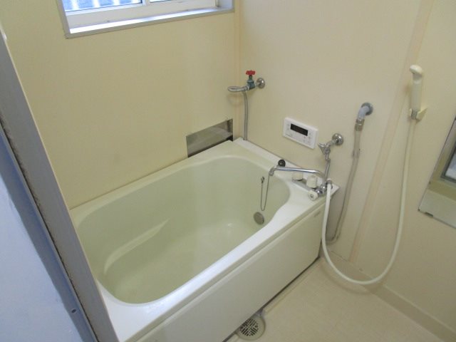 バス・シャワールーム　追い炊き機能付きオートバス