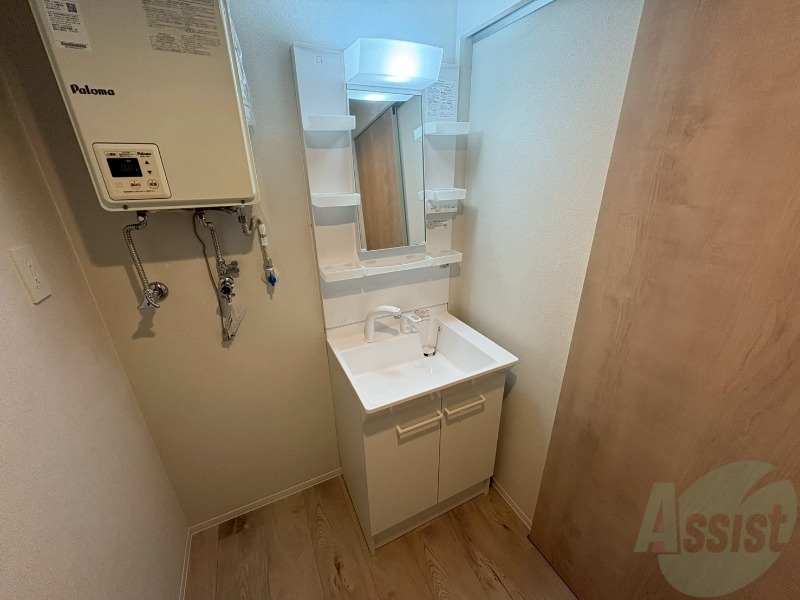 洗面設備　シャンプードレッサーで身支度もラクラクです！