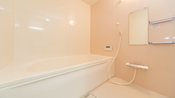 バス・シャワールーム　※反転タイプの間取となります。