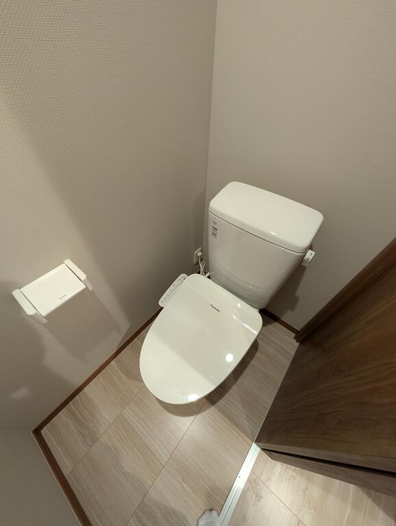 トイレ　※同シリーズ参考写真